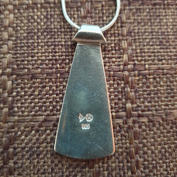 Vintage Retired SILPADA 925 Sterling Silver Hammered Pendant Necklace - Picture 5 of 11